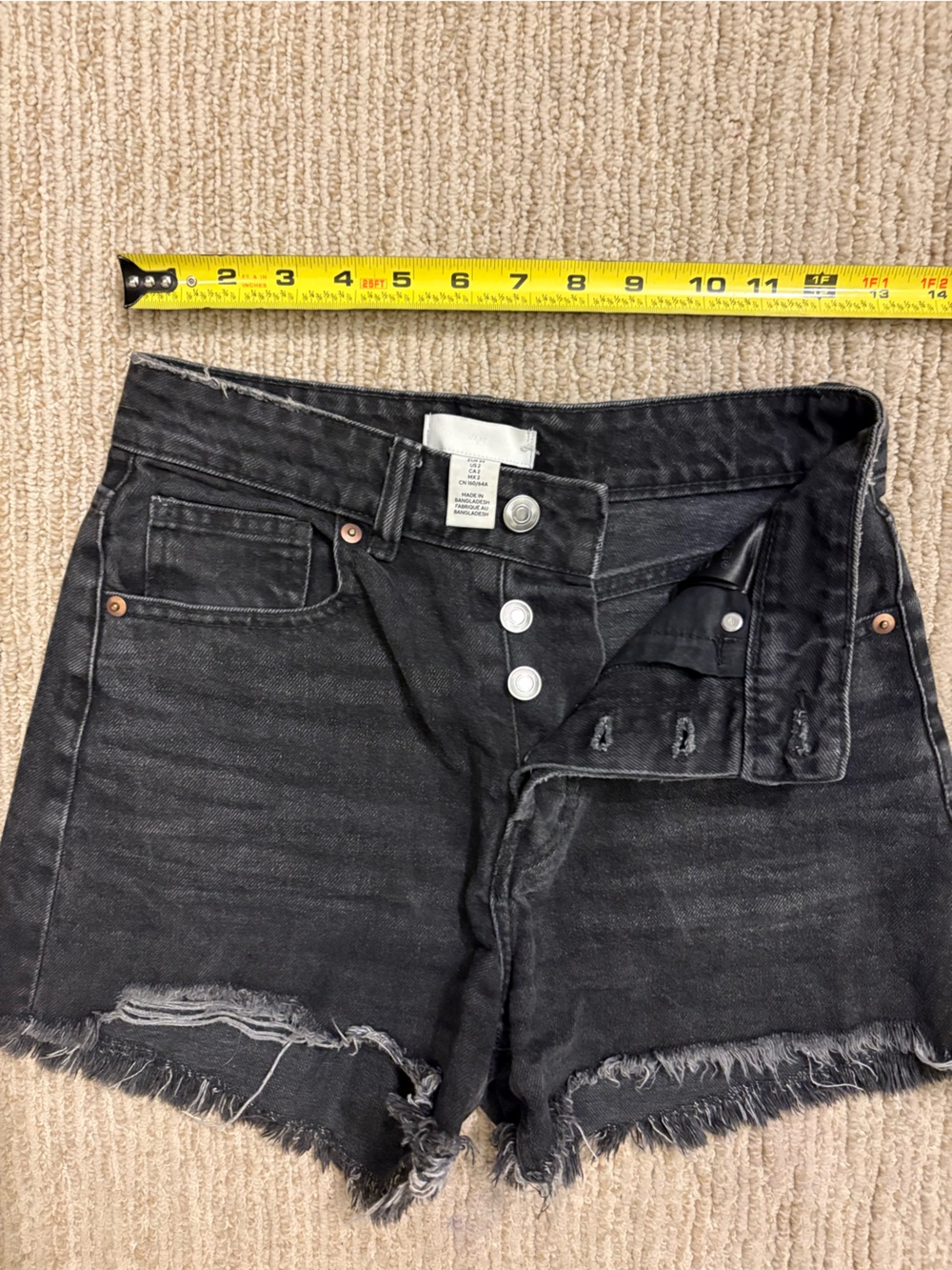 H&M High-Rise Distressed Black Denim Cutoff Button Front Shorts Size 2